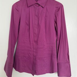 Thomas Pink Classic tailored Women’s button up shirt. Size 10. US 6. Like new.